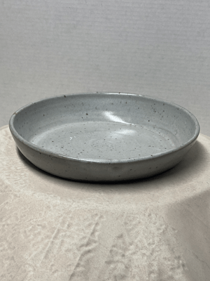 Gray plate